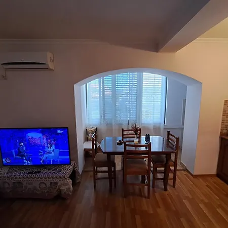 Gjoni's * Σκόδρα