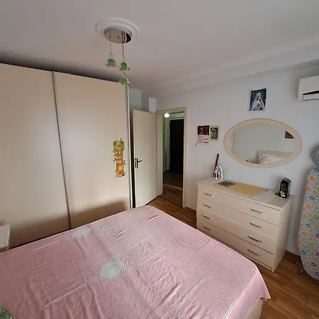Gjoni's Apartment *
