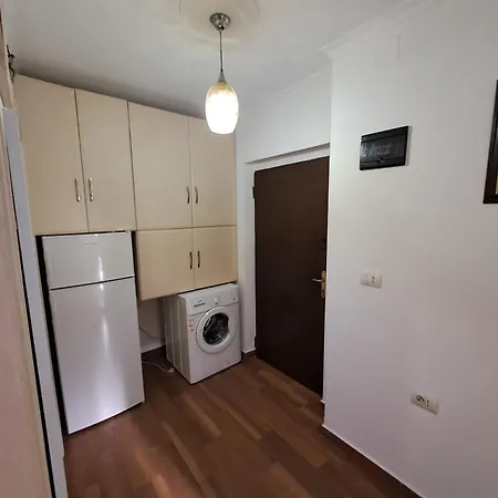 Apartment Gjoni's