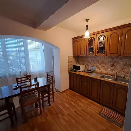Gjoni's Apartment Shkoder